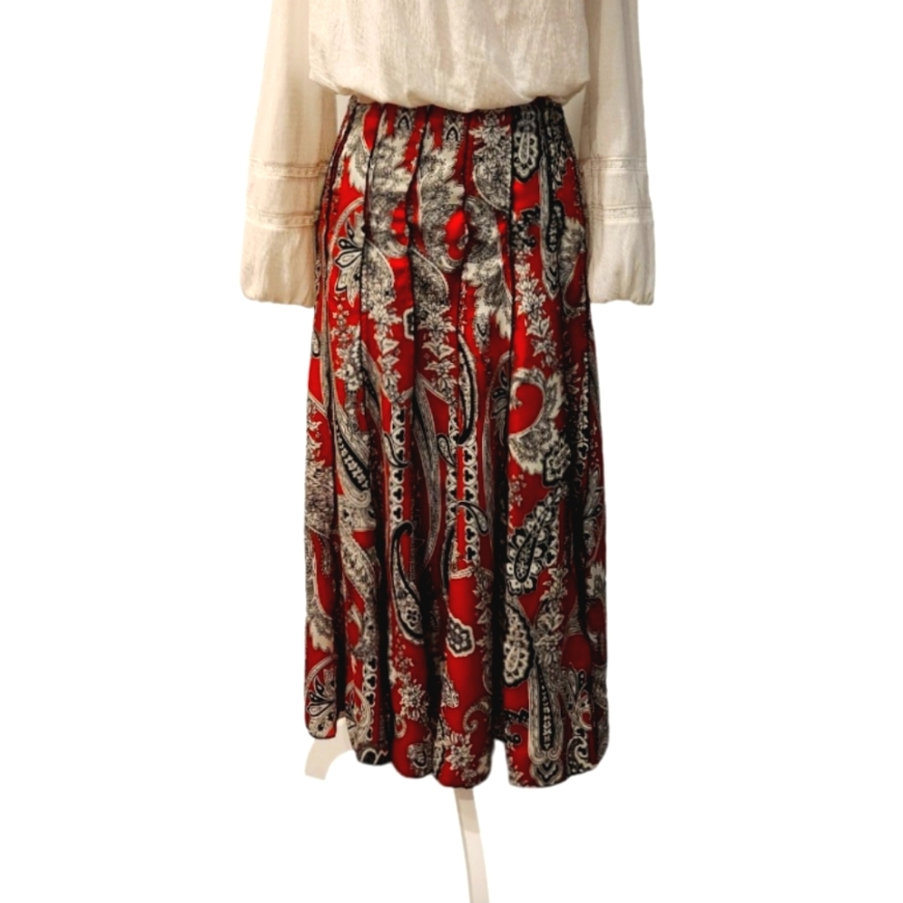 Red, White, and Black Pattern Skirt